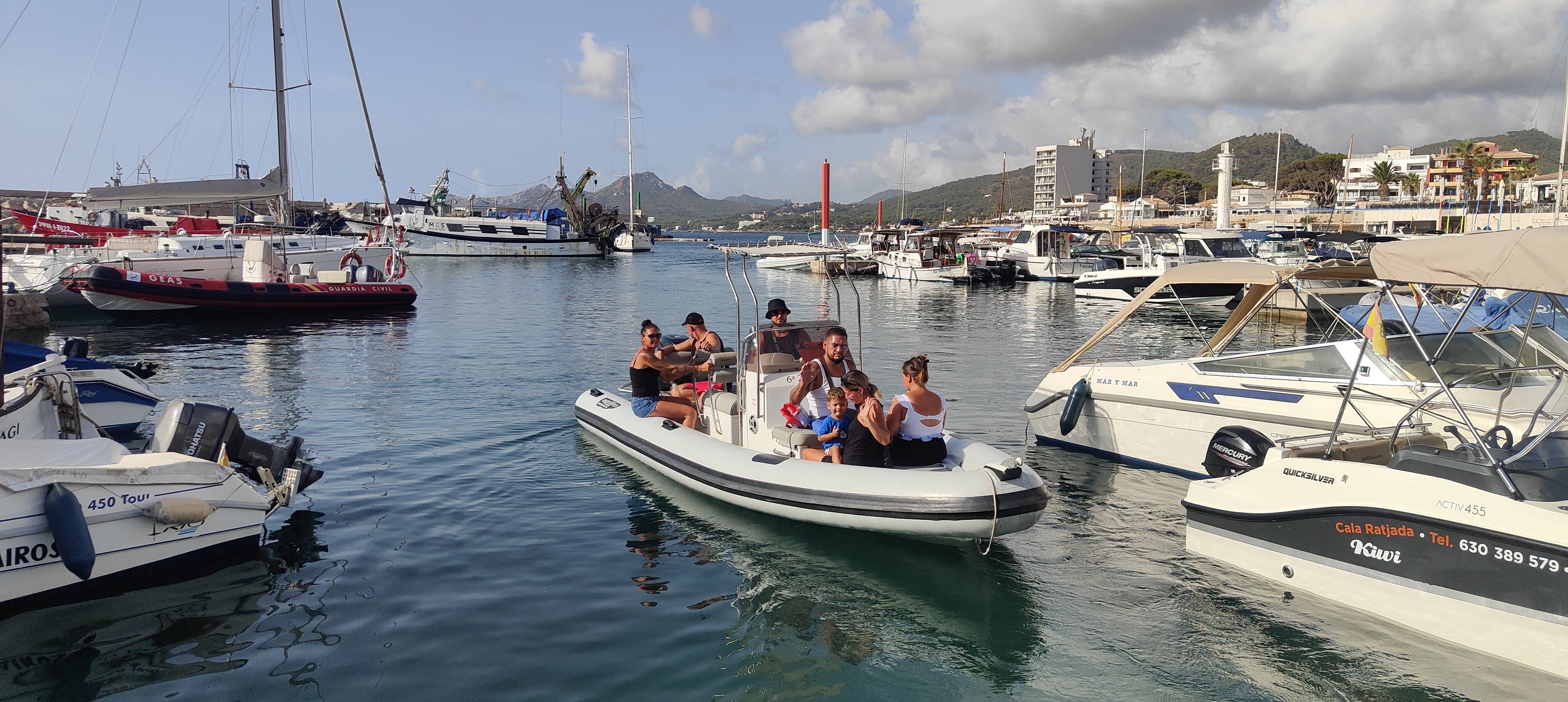 hydrosport rent a boat cala ratjada